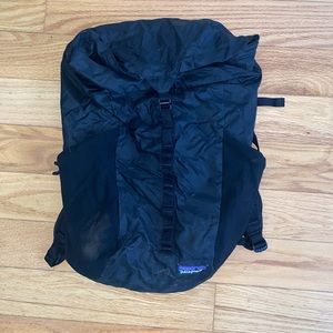 Patagonia Ultralight Blackhole Pack